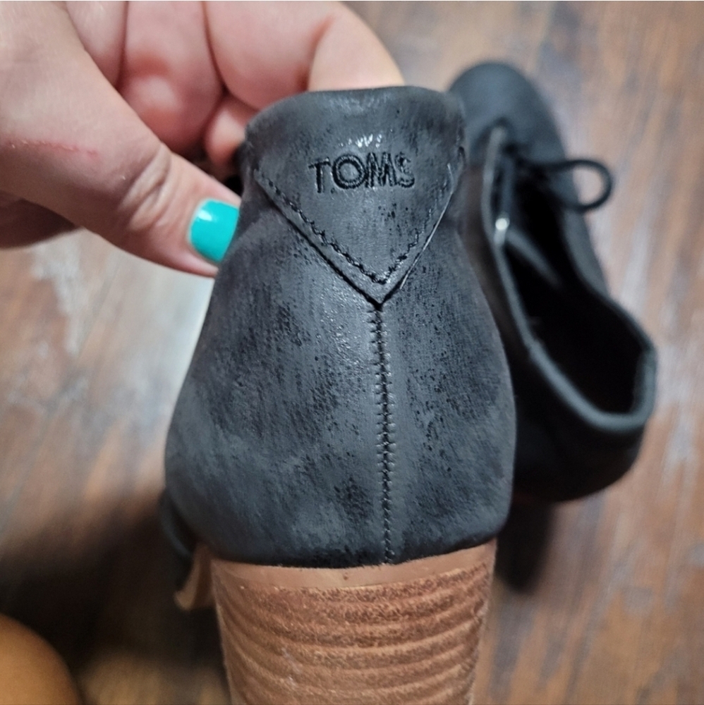 Toms Lunata Size 10 Women's Black Ankle Boots - Picture 3 of 9